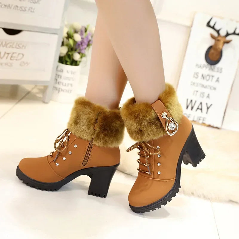 Bota Feminina de Inverno em Couro Legítimo - Glacia