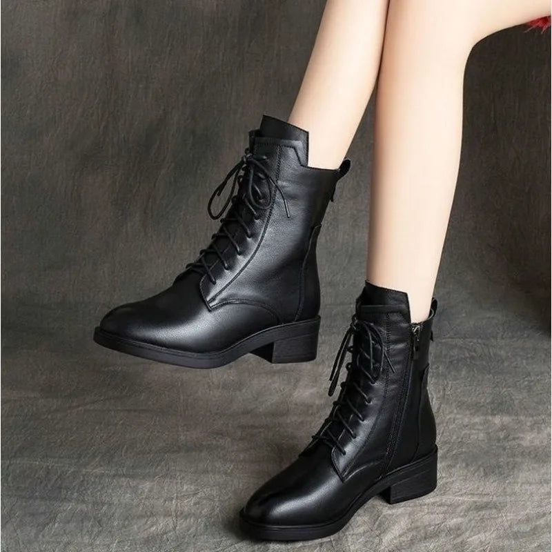 Bota Feminina de Inverno em Couro Legítimo - Ivy