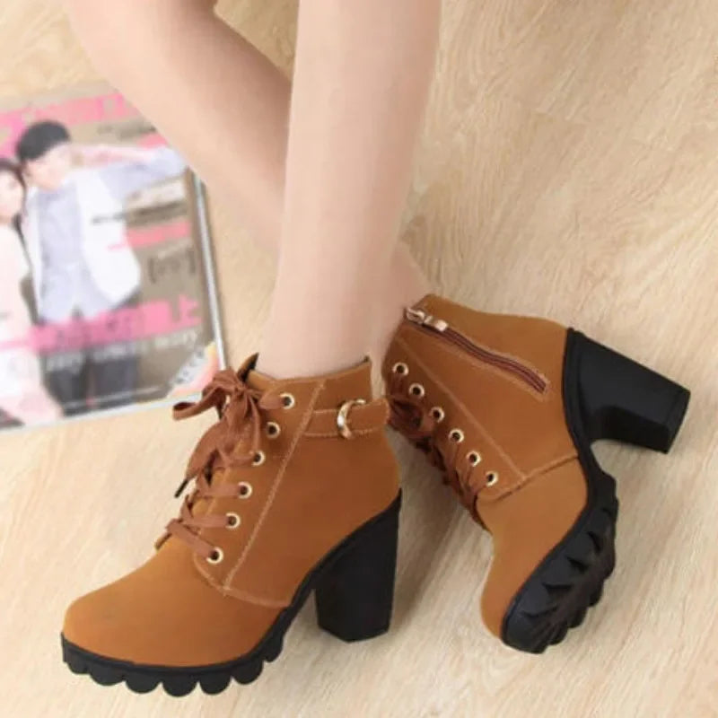 Bota Feminina de Inverno em Couro Legítimo - Frost